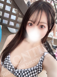 ゆりな